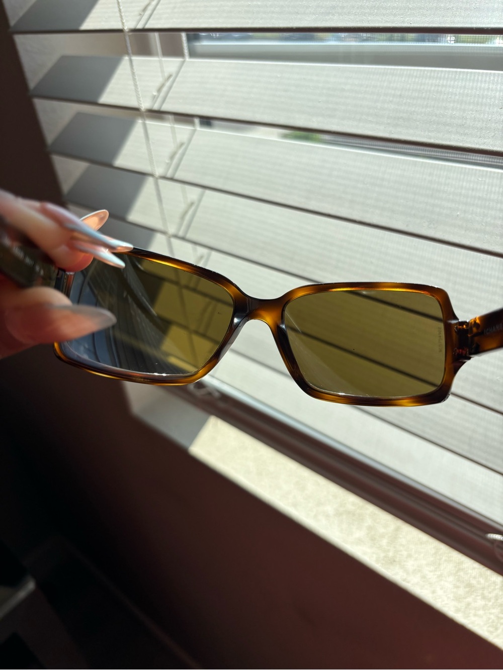CHANEL Tortoiseshell Sunglasses with Gold CC Logo - Picture 7 of 8
